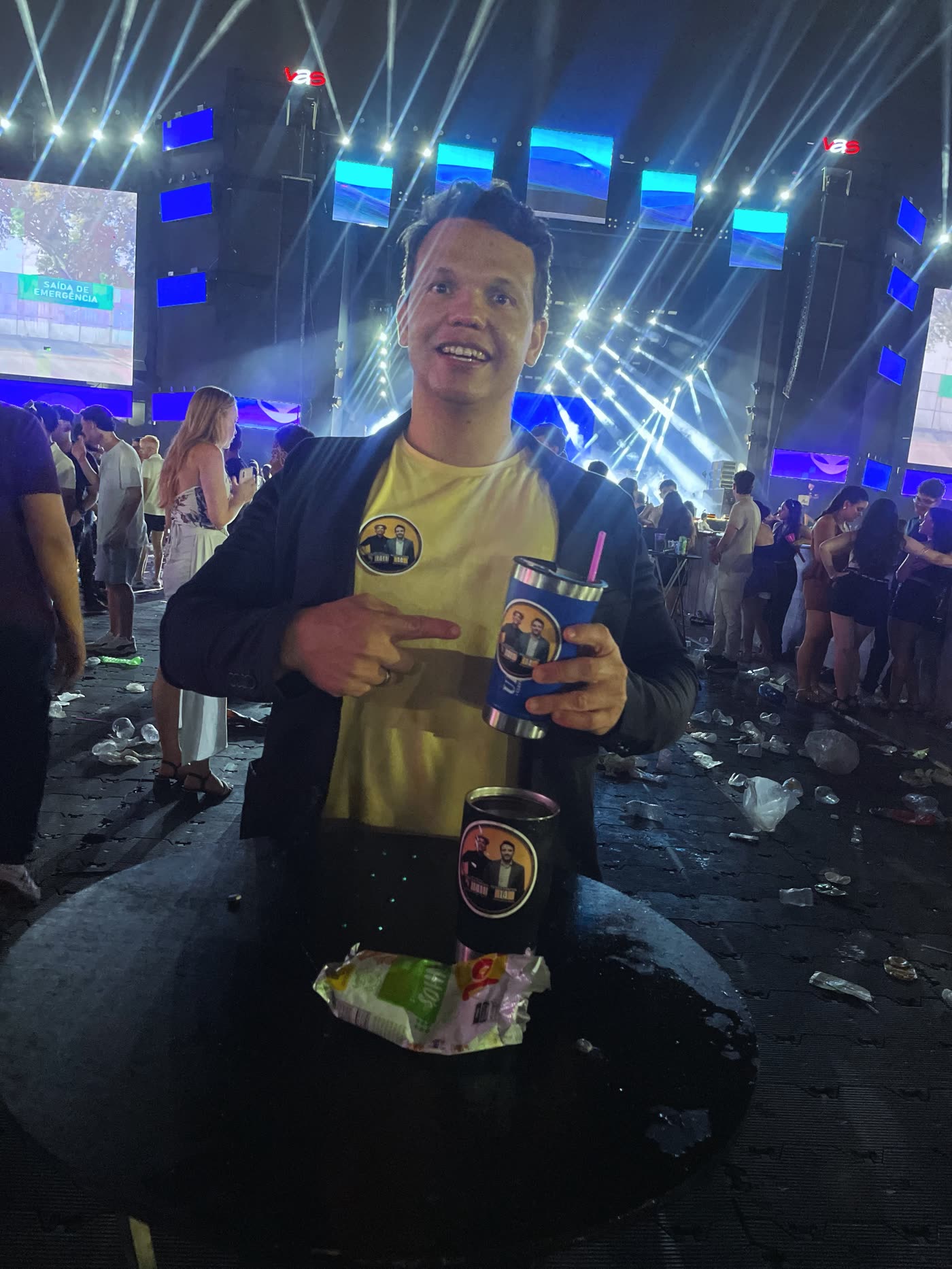 Vinícius Chagas em evento de campanha